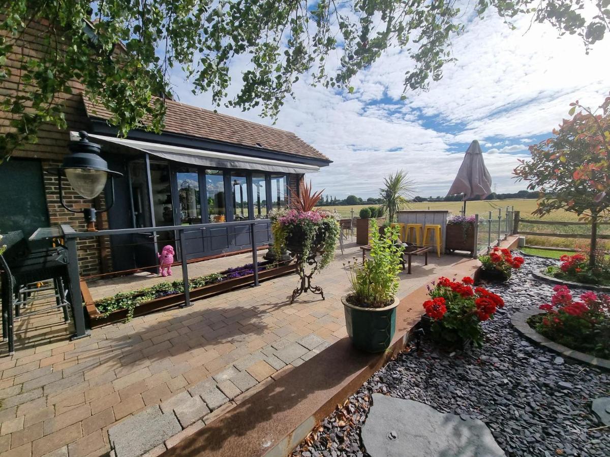 Varr House @ Meadow View Woodmancote Экстерьер фото